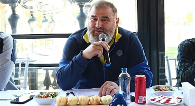 Fenerbahçe YKÜ Sertaç Komsuoğlu: Avrupa'da ve Türkiye'de yeni şampiyonluklara imza atmak istiyoruz