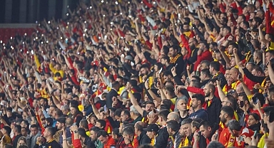 Göztepe, Eyüpspor maçında seyirci rekoru kırdı