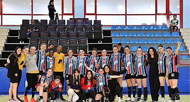 Hentbol Kadınlar Süper Ligi'nde normal sezon tamamlandı! İşte play-off etabına kalan takımlar...