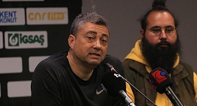 Levent Şahin duygulandığı için konuşmayı sürdüremedi