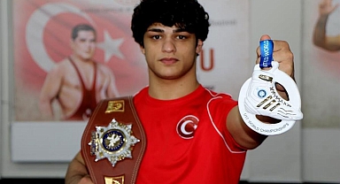Milli güreşçi Alperen Berber'in hedefi olimpiyat şampiyonluğu