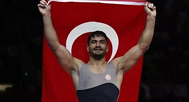 Milli güreşçi Taha Akgül, 10. kez Avrupa şampiyonu oldu
