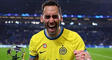 Milli futbolcumuz Hakan Çalhanoğlu, Şampiyonlar Ligi'nde bir ilk peşinde
