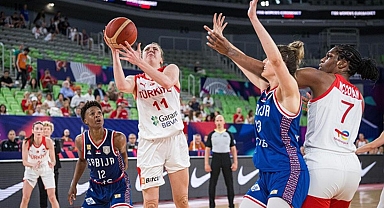 Potanın Perileri, EuroBasket'e yenilgiyle başladı (Türkiye 63-71 Sırbistan)