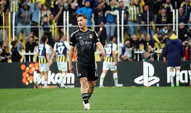 Fenerbahçe Taraftarlarından Genç Beşiktaşlı Semih'e Övgü