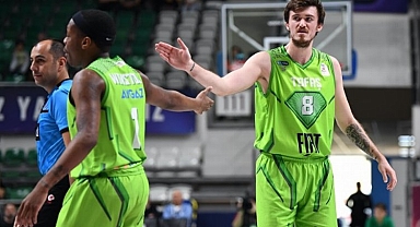 TOFAŞ, Pınar Karşıyaka'yı Farklı Yendi